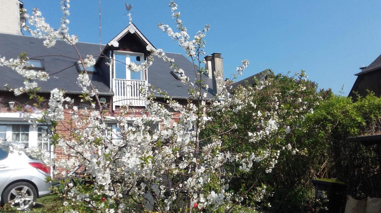 Vacances Paisibles Sur La Cote Fleurie. Trouville-sur-Mer Exterior foto